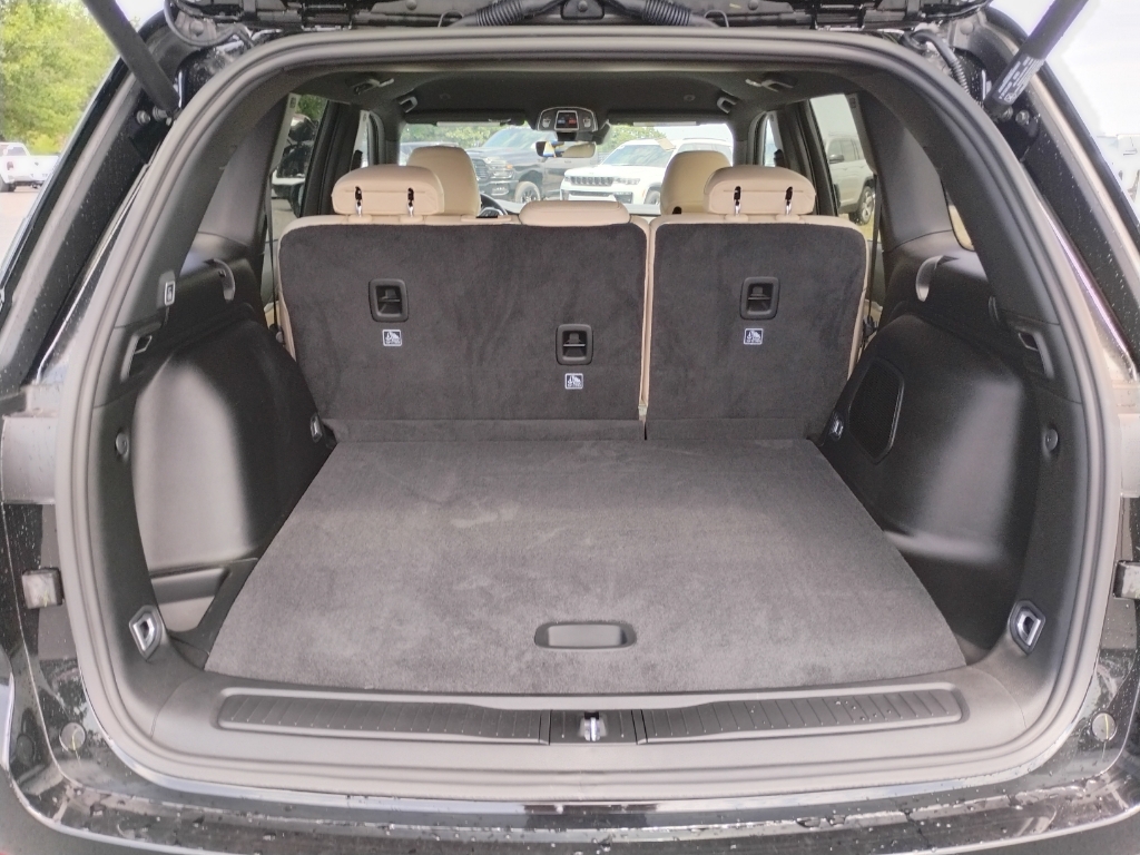 2026 Jeep Grand Cherokee representative vehicle photo