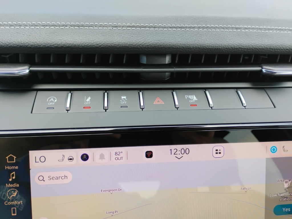 2026 Jeep Grand Cherokee representative vehicle photo