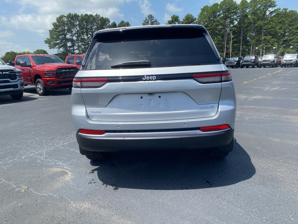 2026 Jeep Grand Cherokee representative vehicle photo