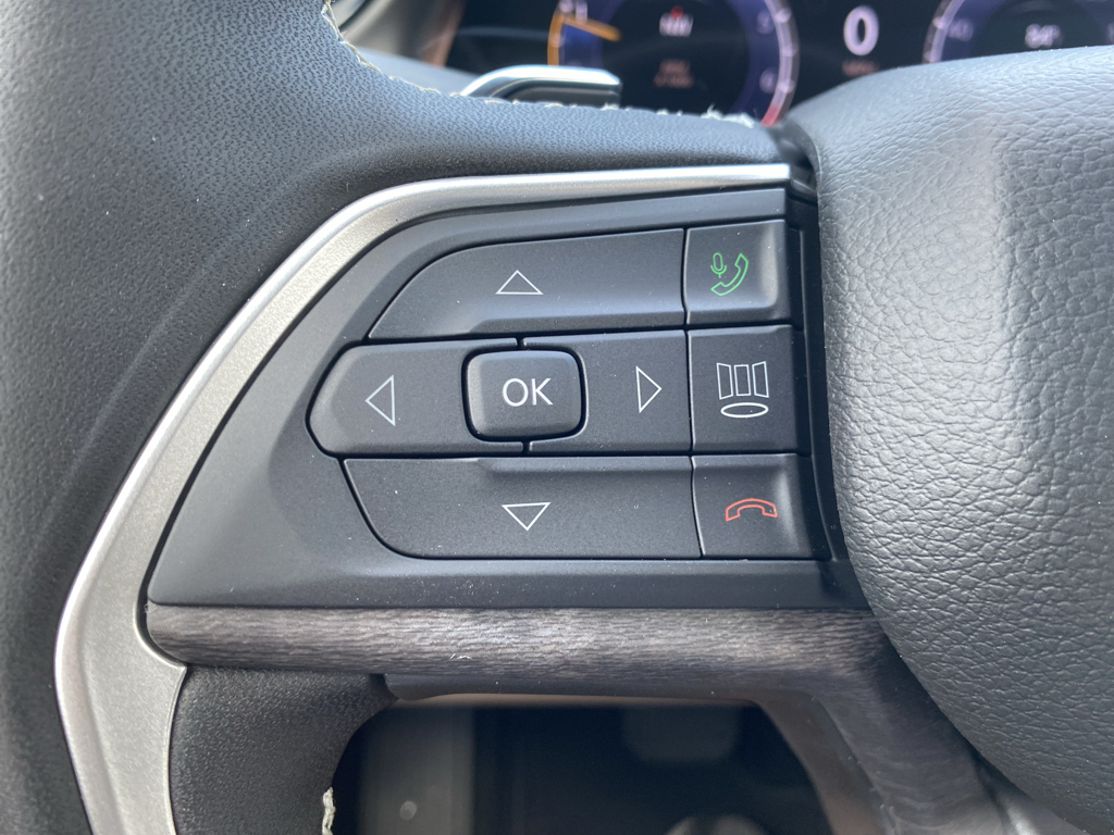 2026 Jeep Grand Cherokee representative vehicle photo