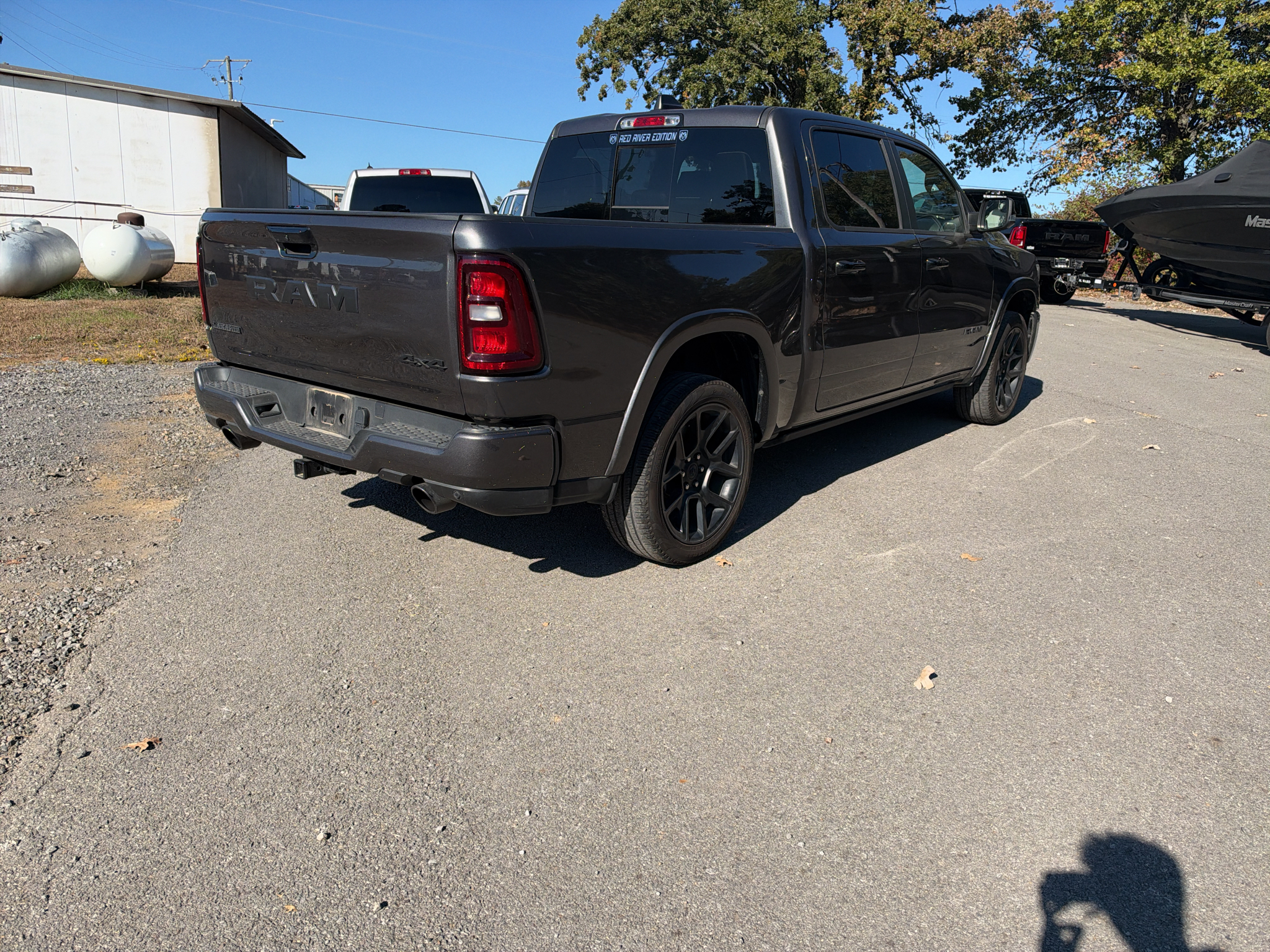 2025 Ram 1500 Laramie photo 4