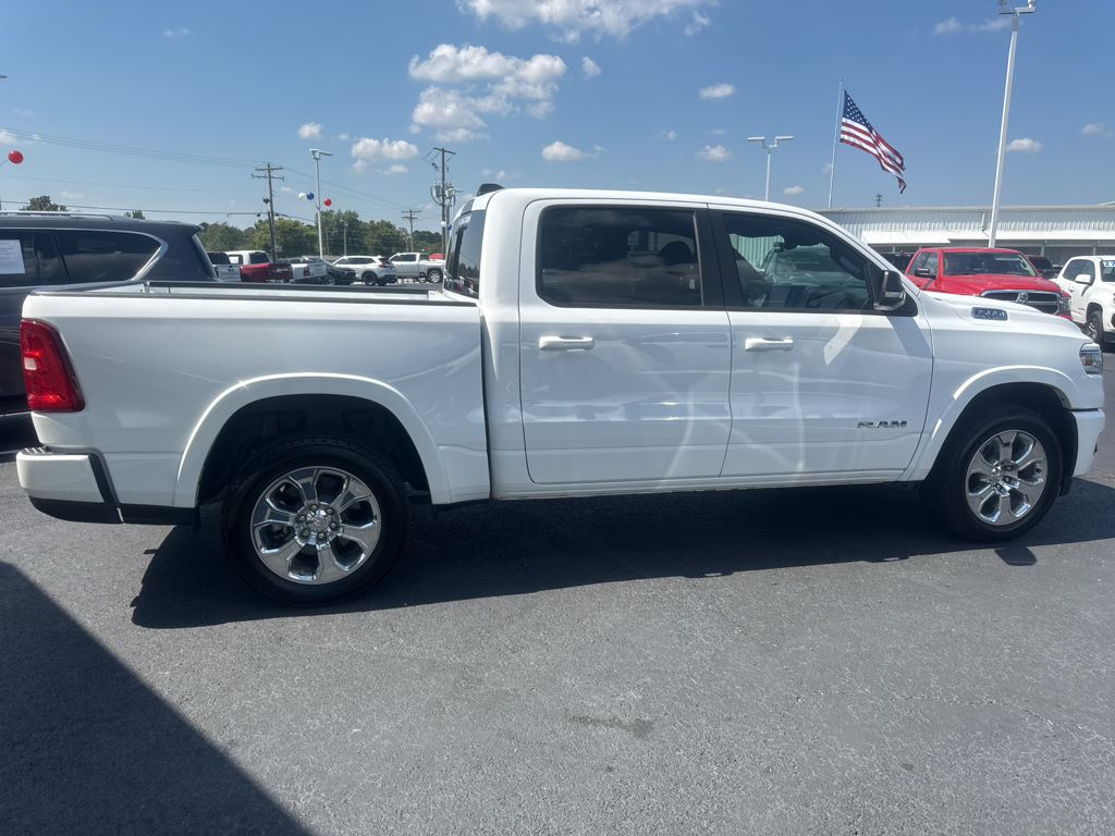 2025 Ram 1500 Big Horn photo 4
