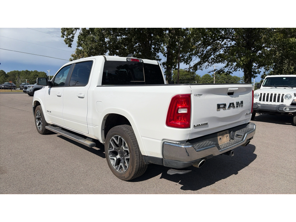 2025 Ram 1500 Laramie photo 4