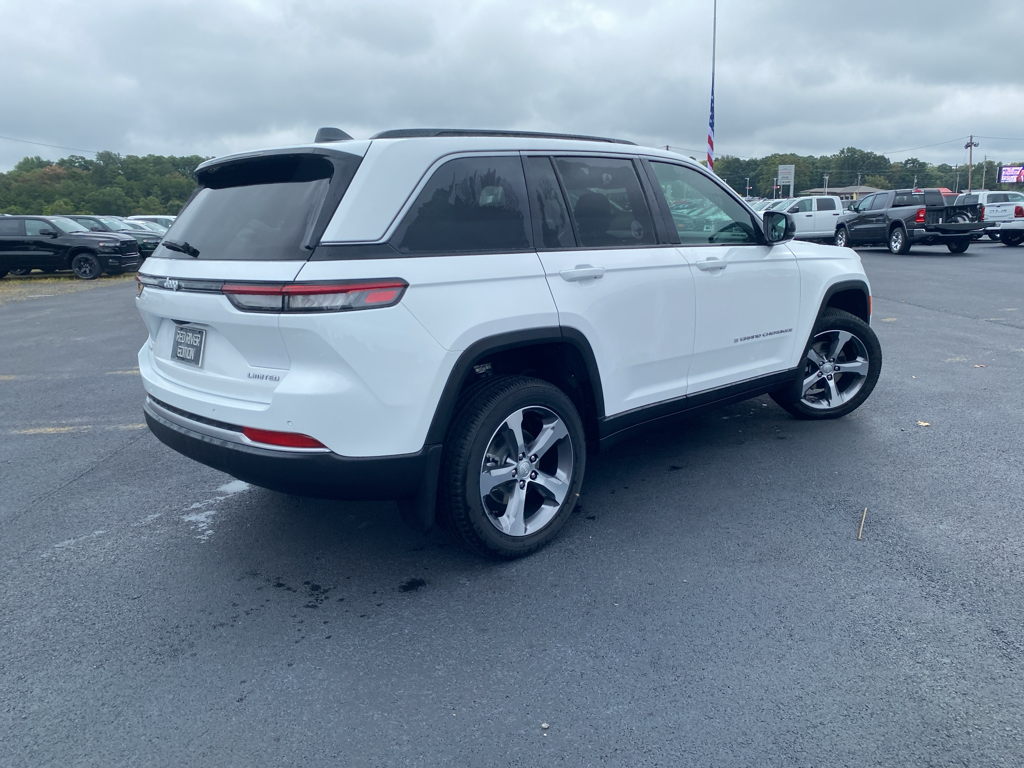 2026 Jeep Grand Cherokee Limited photo 5