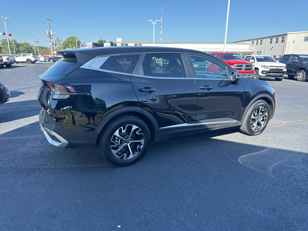 2024 Kia Sportage EX photo 4