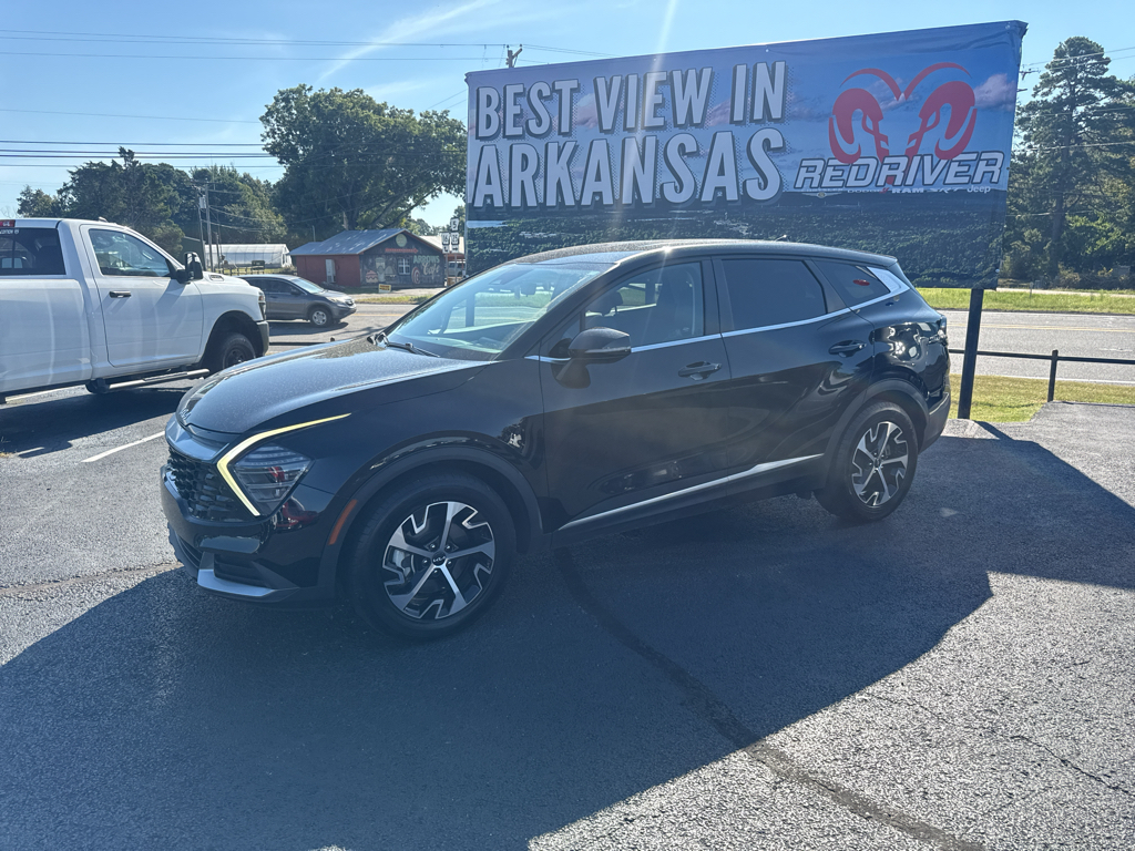 2024 Kia Sportage EX photo 1