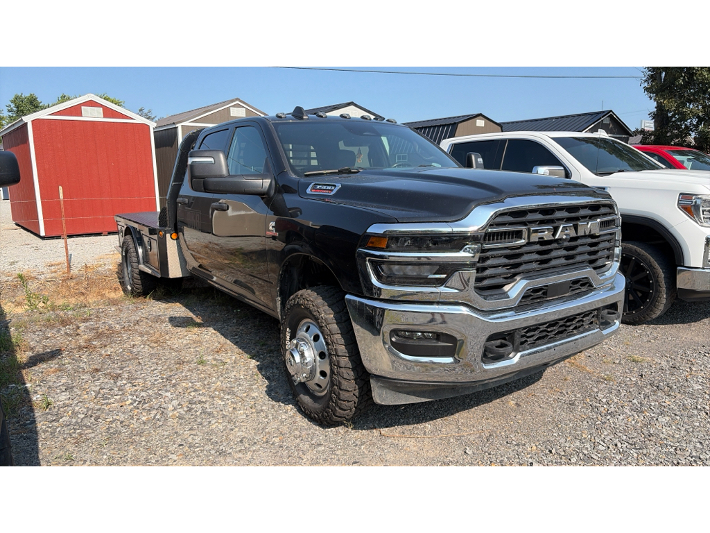 2025 Ram 3500 Chassis Tradesman photo 1