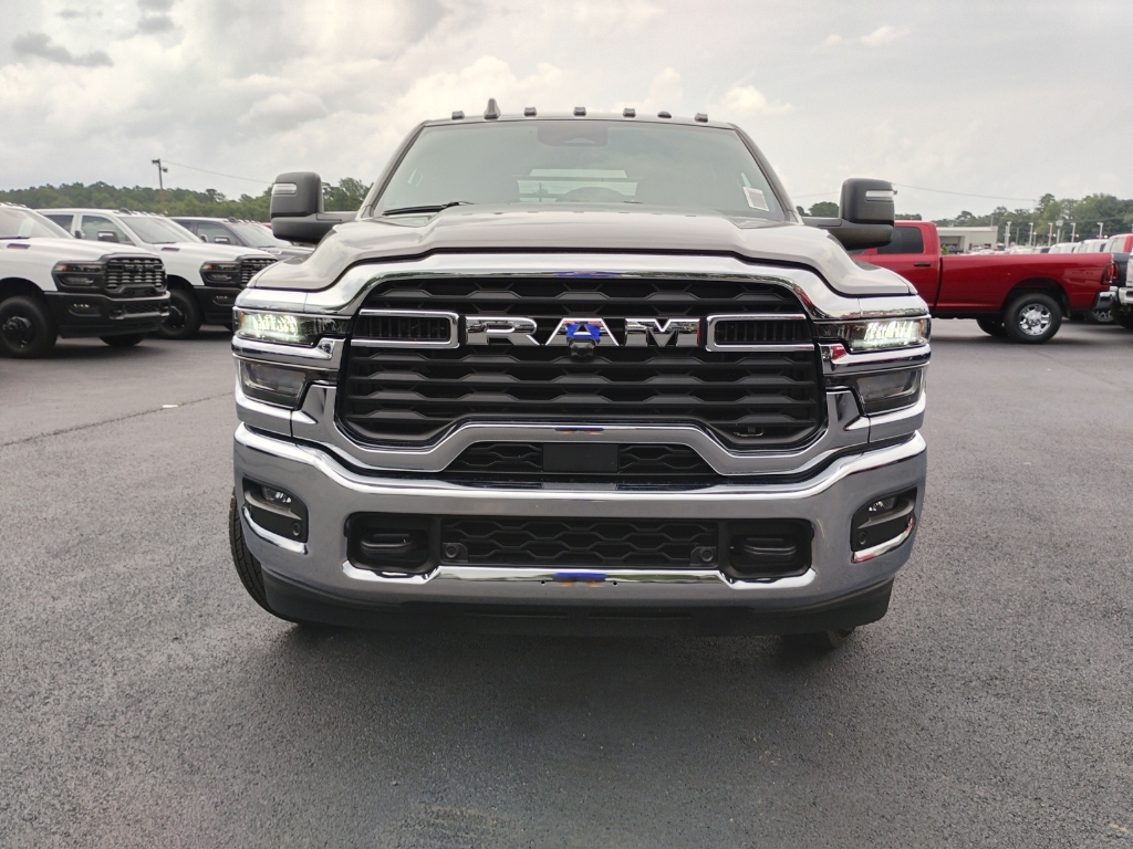 2026 Ram 3500 Chassis Tradesman photo 3