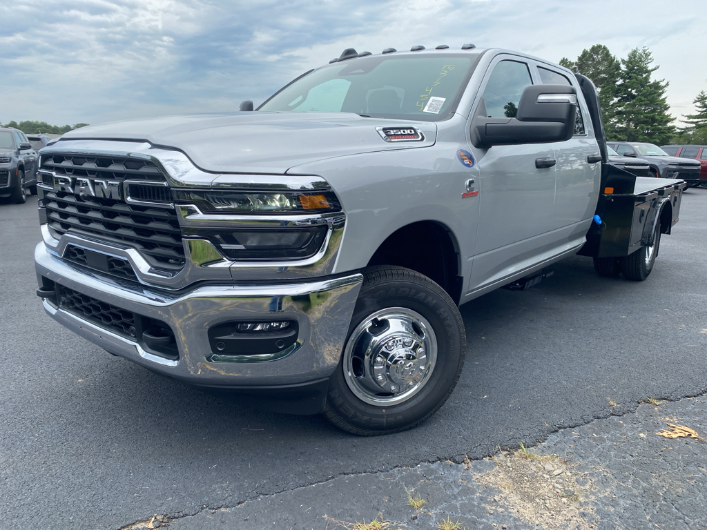 2026 Ram 3500 Chassis Tradesman photo 1