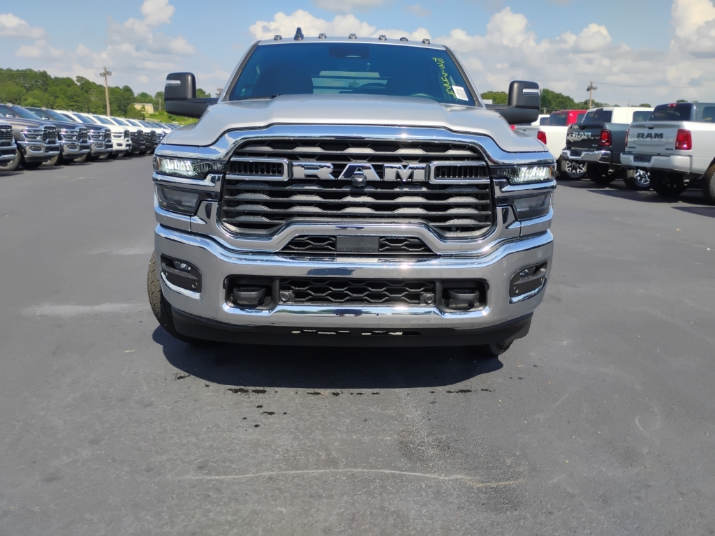 2026 Ram 3500 Chassis Tradesman photo 2
