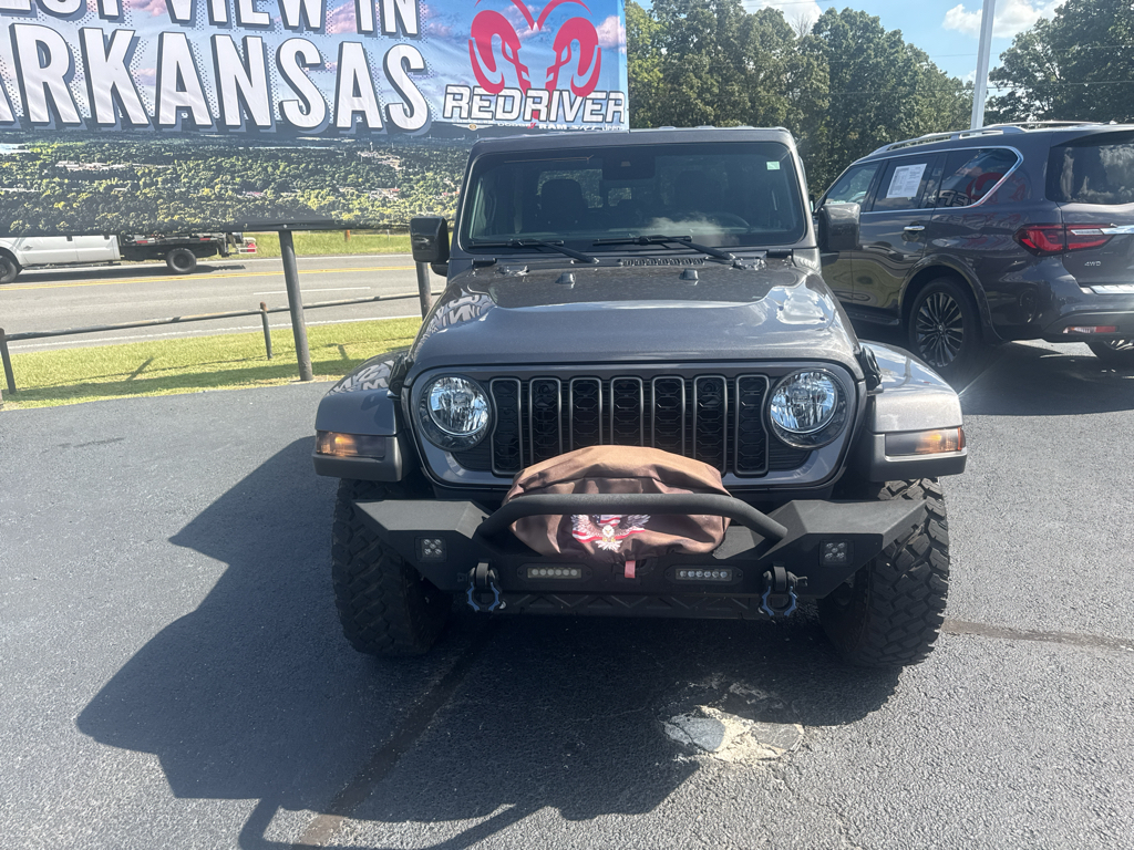 2025 Jeep Gladiator High Tide photo 2