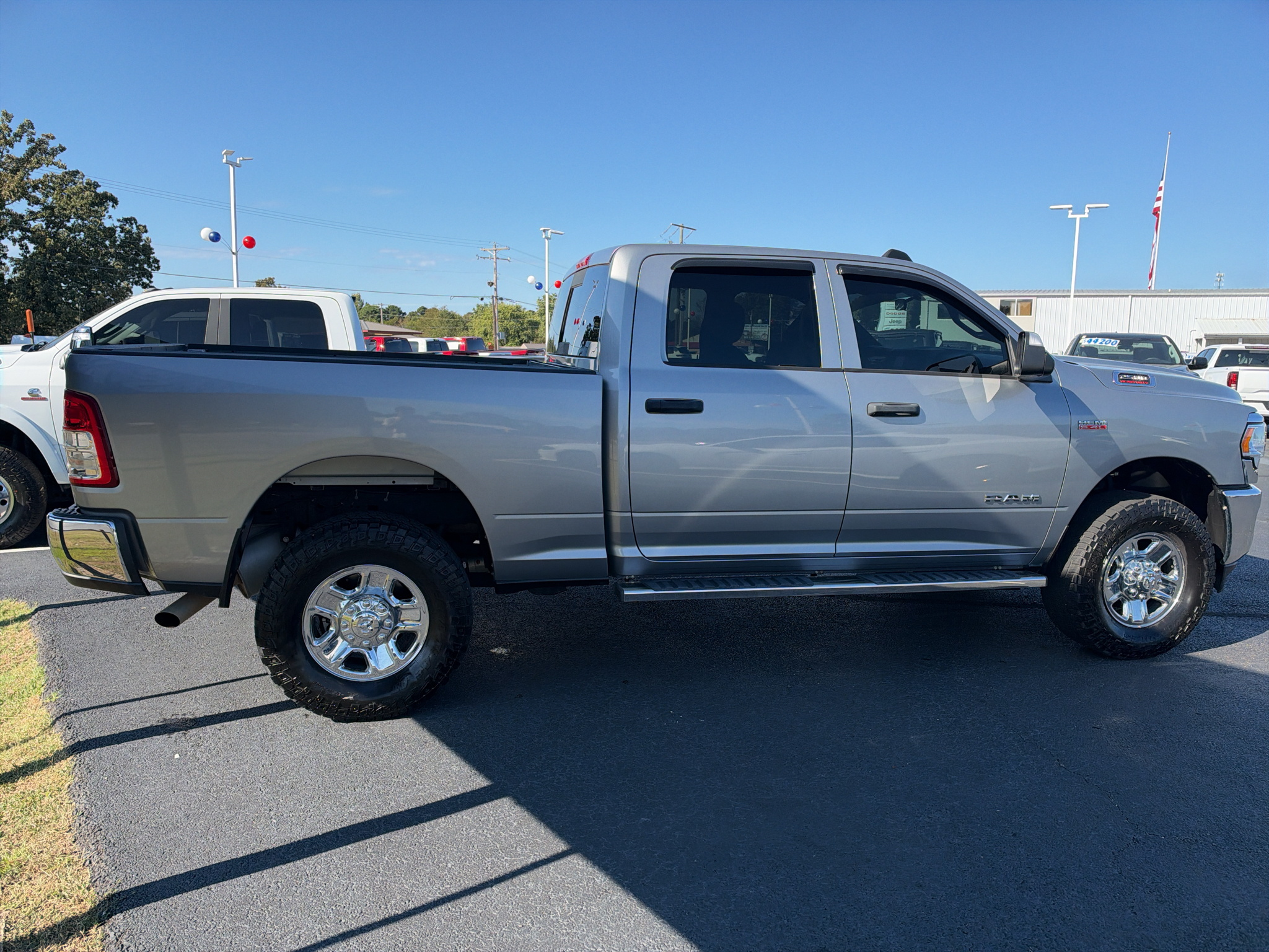 2022 Ram 2500 Tradesman photo 4