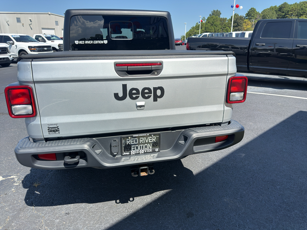 2024 Jeep Gladiator Sport S photo 5