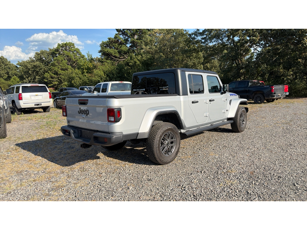 2024 Jeep Gladiator Sport S photo 3