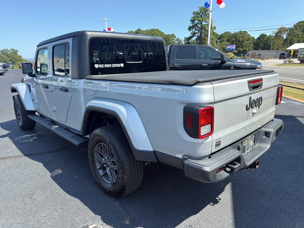 2024 Jeep Gladiator Sport S photo 6