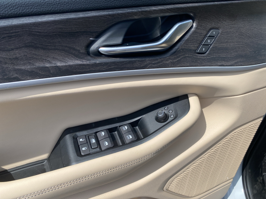 2026 Jeep Grand Cherokee representative vehicle photo