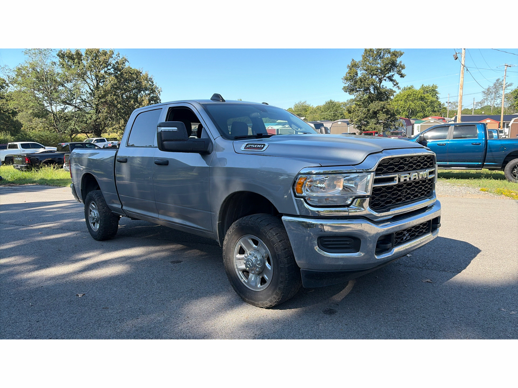 2024 Ram 2500 Tradesman photo 2