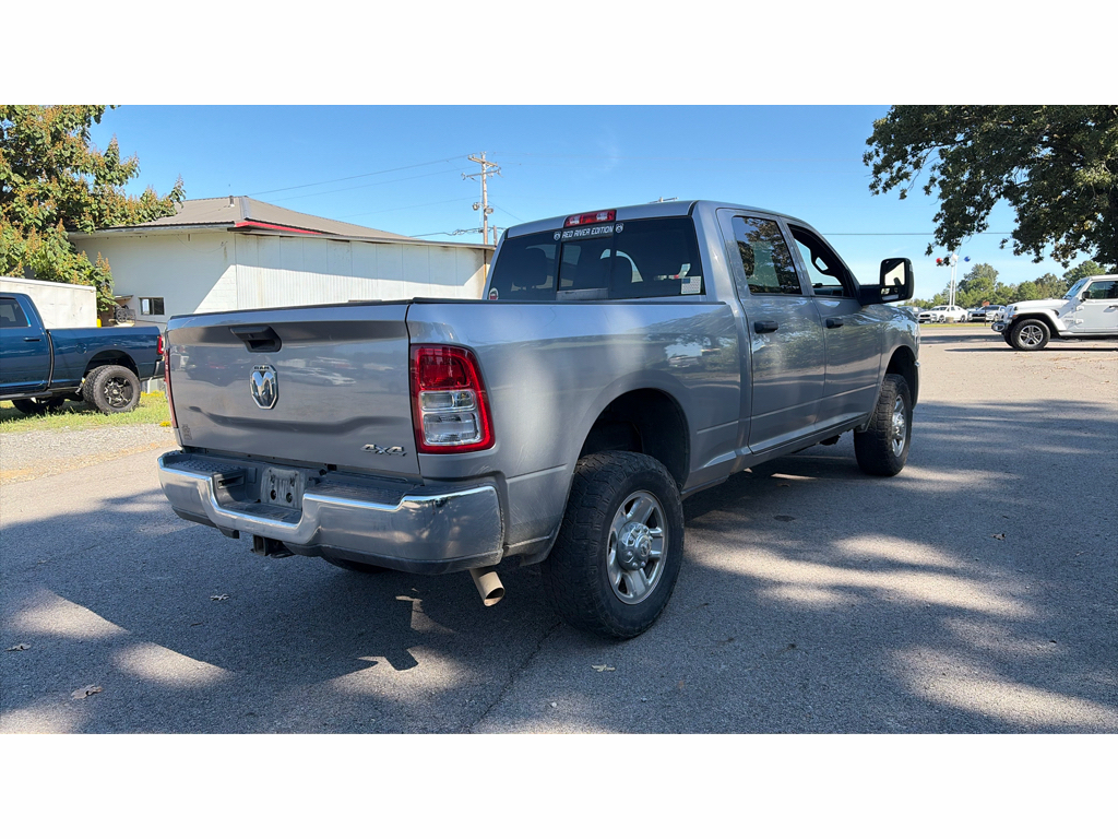 2024 Ram 2500 Tradesman photo 3