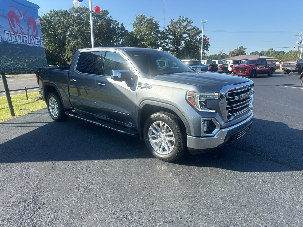 2022 GMC Sierra Limited SLT photo 3