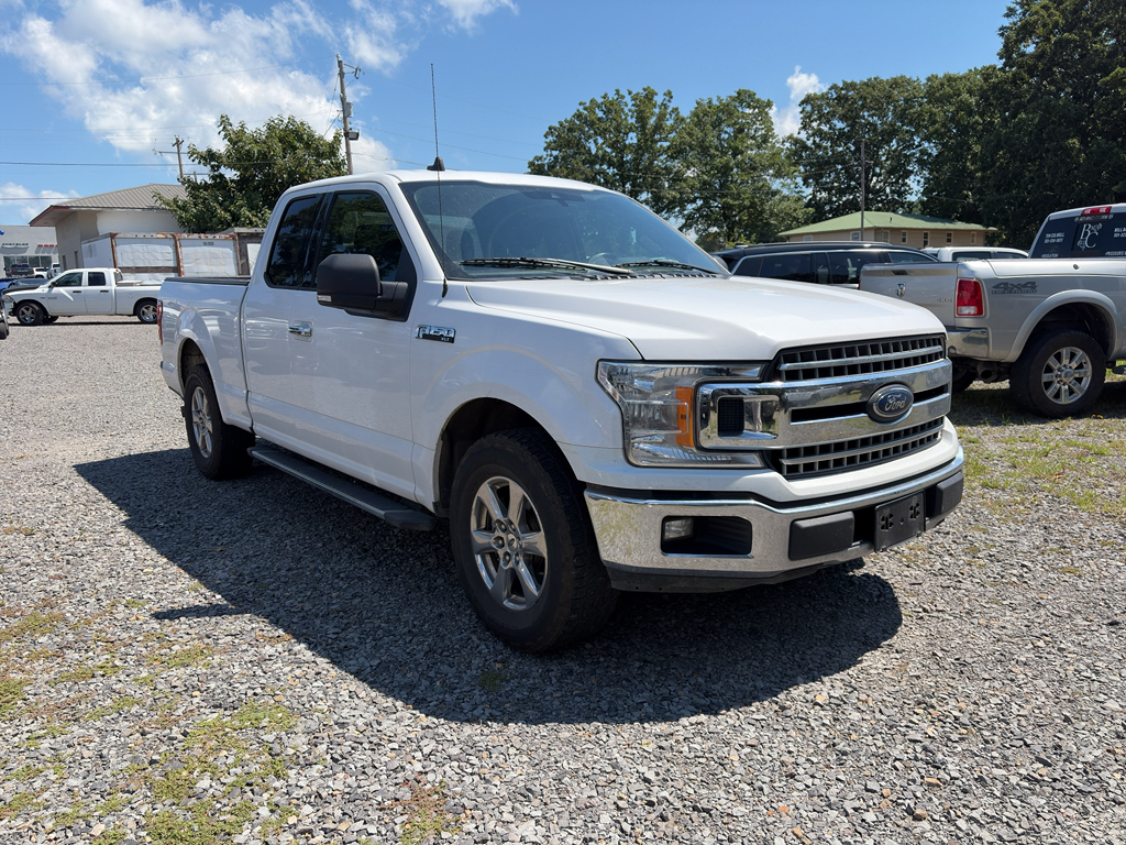 2019 Ford F-150 XLT photo 2