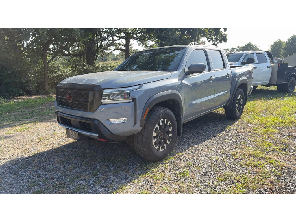 2024 Nissan Frontier PRO-4X photo 1