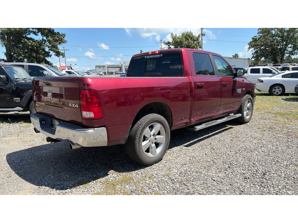2019 Ram 1500 Classic Big Horn photo 3