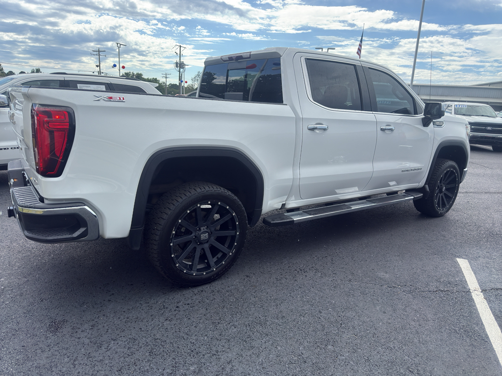2020 GMC Sierra SLT photo 4