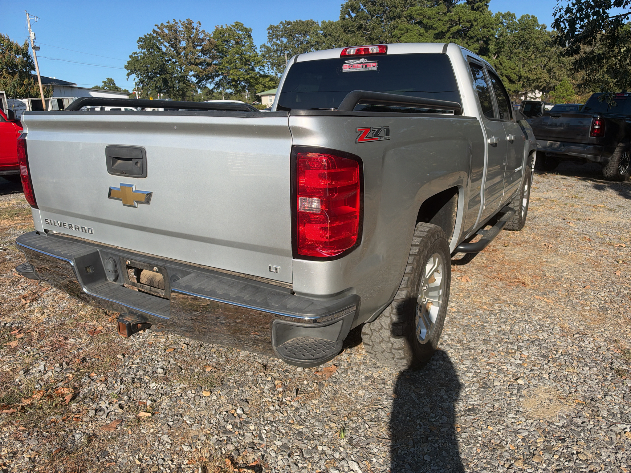 2015 Chevrolet Silverado LT photo 2