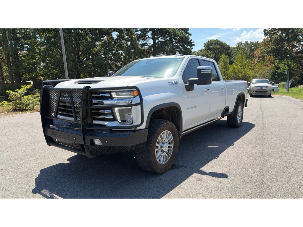 2023 Chevrolet Silverado High Country photo 1