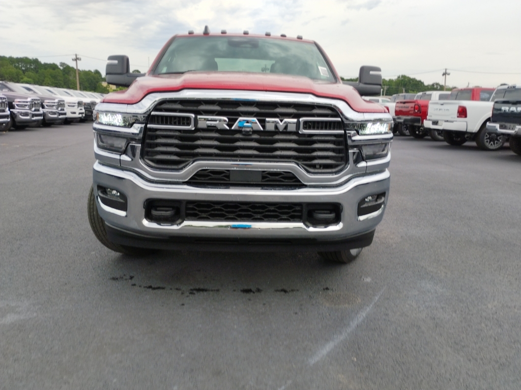 2026 Ram 3500 Tradesman photo 2