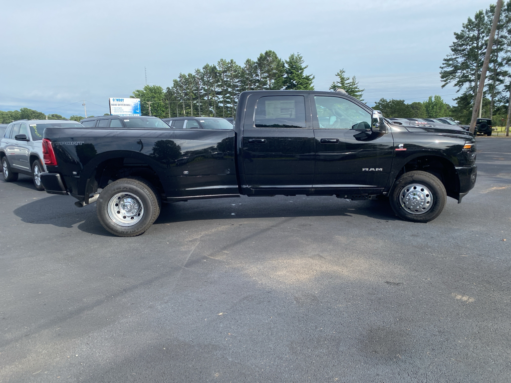 2026 Ram 3500 Laramie photo 4