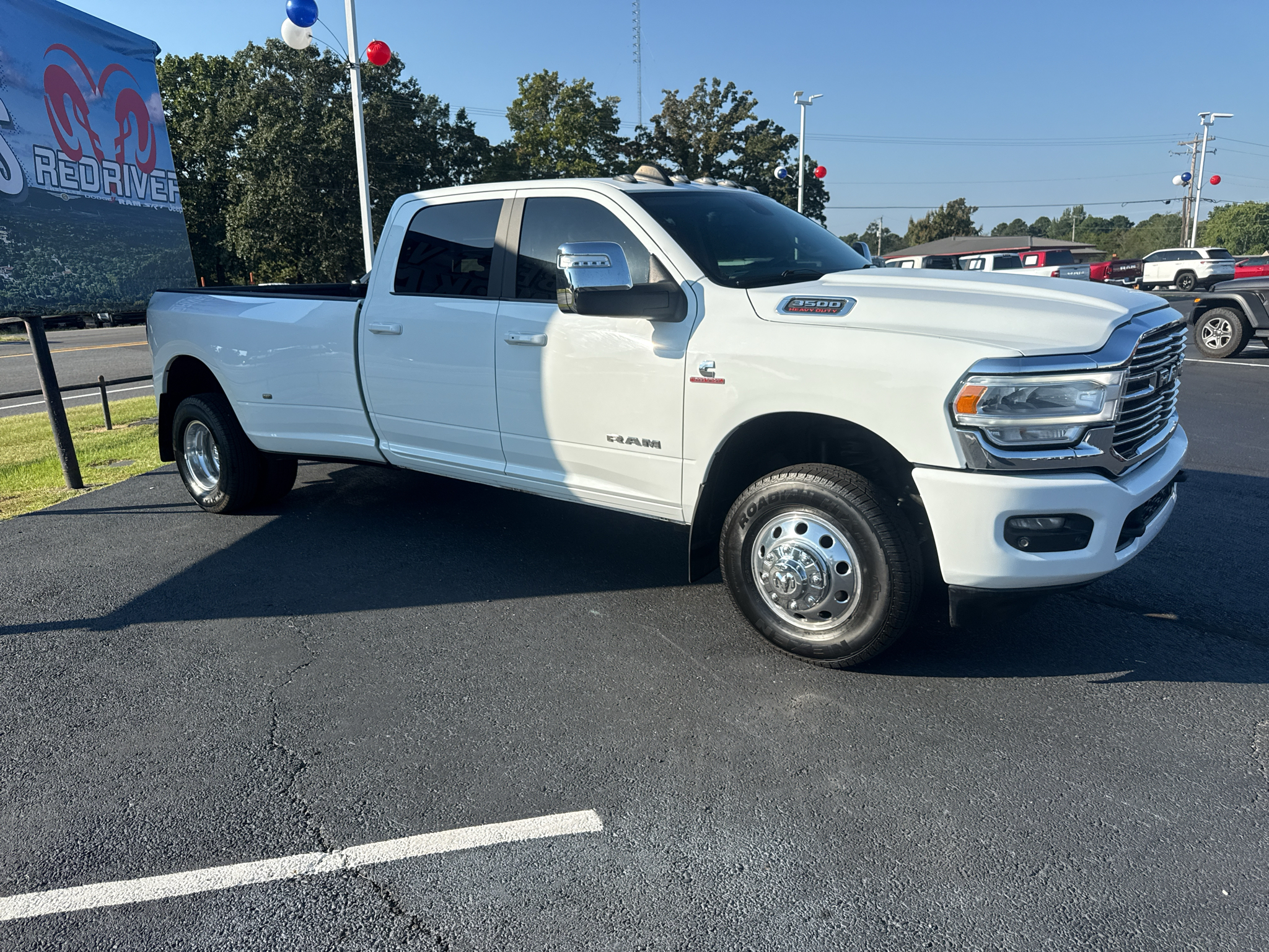 2023 Ram 3500 Laramie photo 3