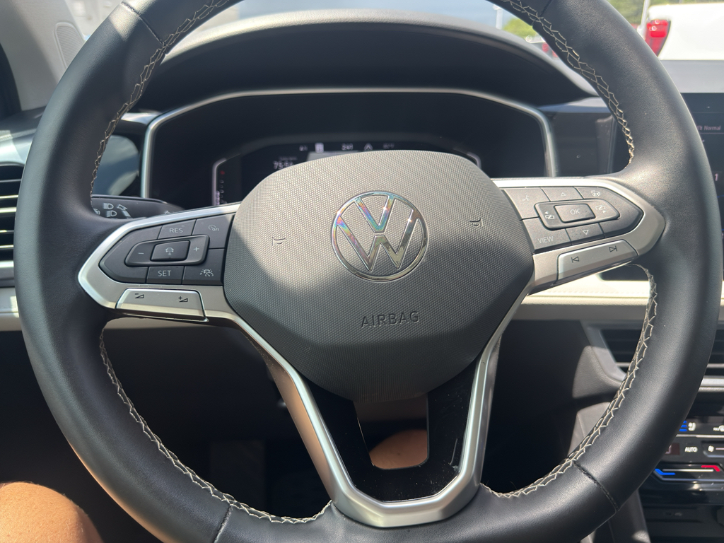 2025 Volkswagen Taos representative vehicle photo