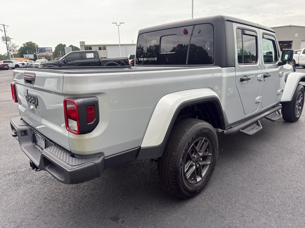 2024 Jeep Gladiator Sport S photo 5