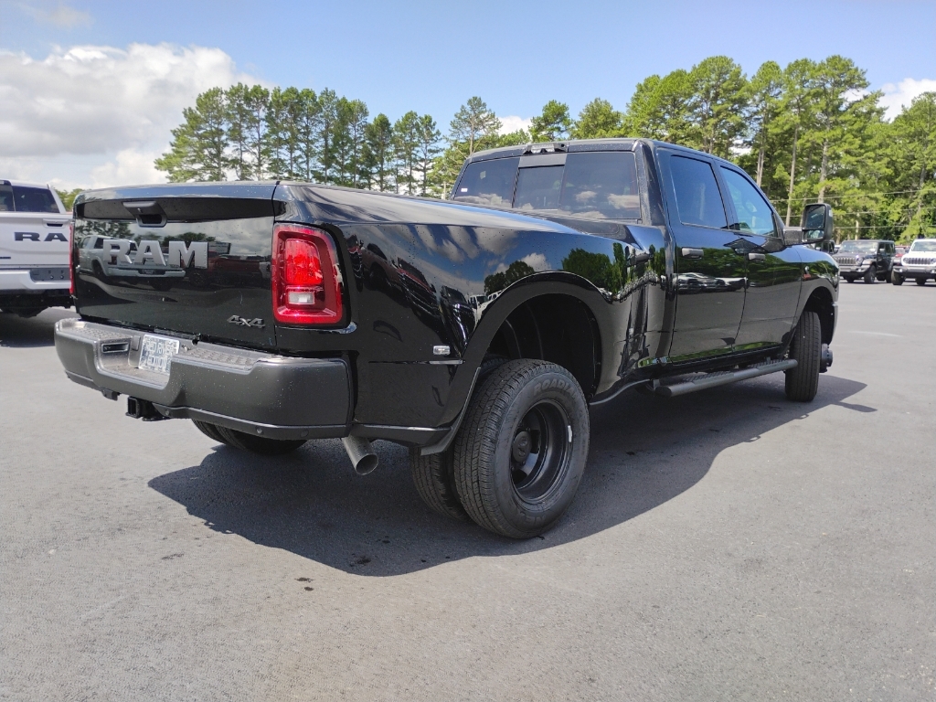 2026 Ram 3500 Tradesman photo 5