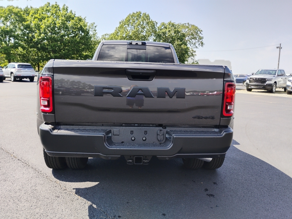 2026 Ram 3500 Tradesman photo 6