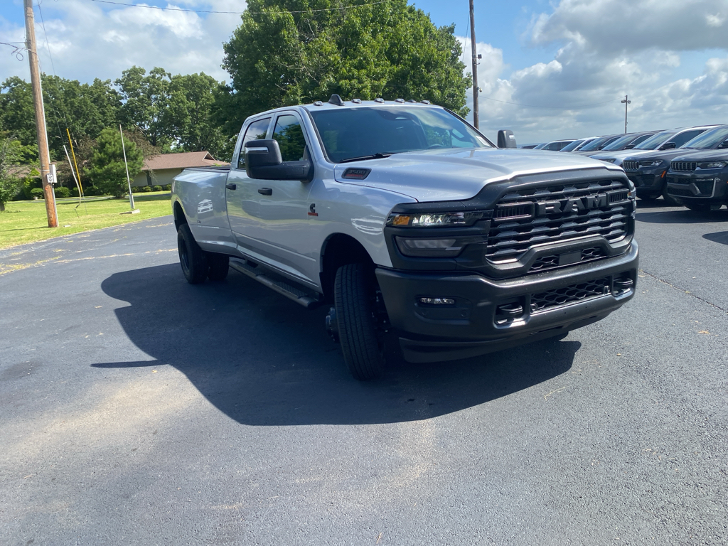 2026 Ram 3500 Tradesman photo 3