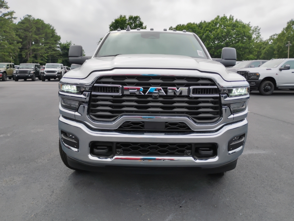 2026 Ram 3500 Tradesman photo 2