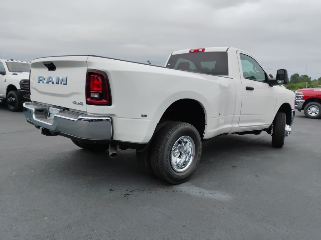 2026 Ram 3500 Tradesman photo 5