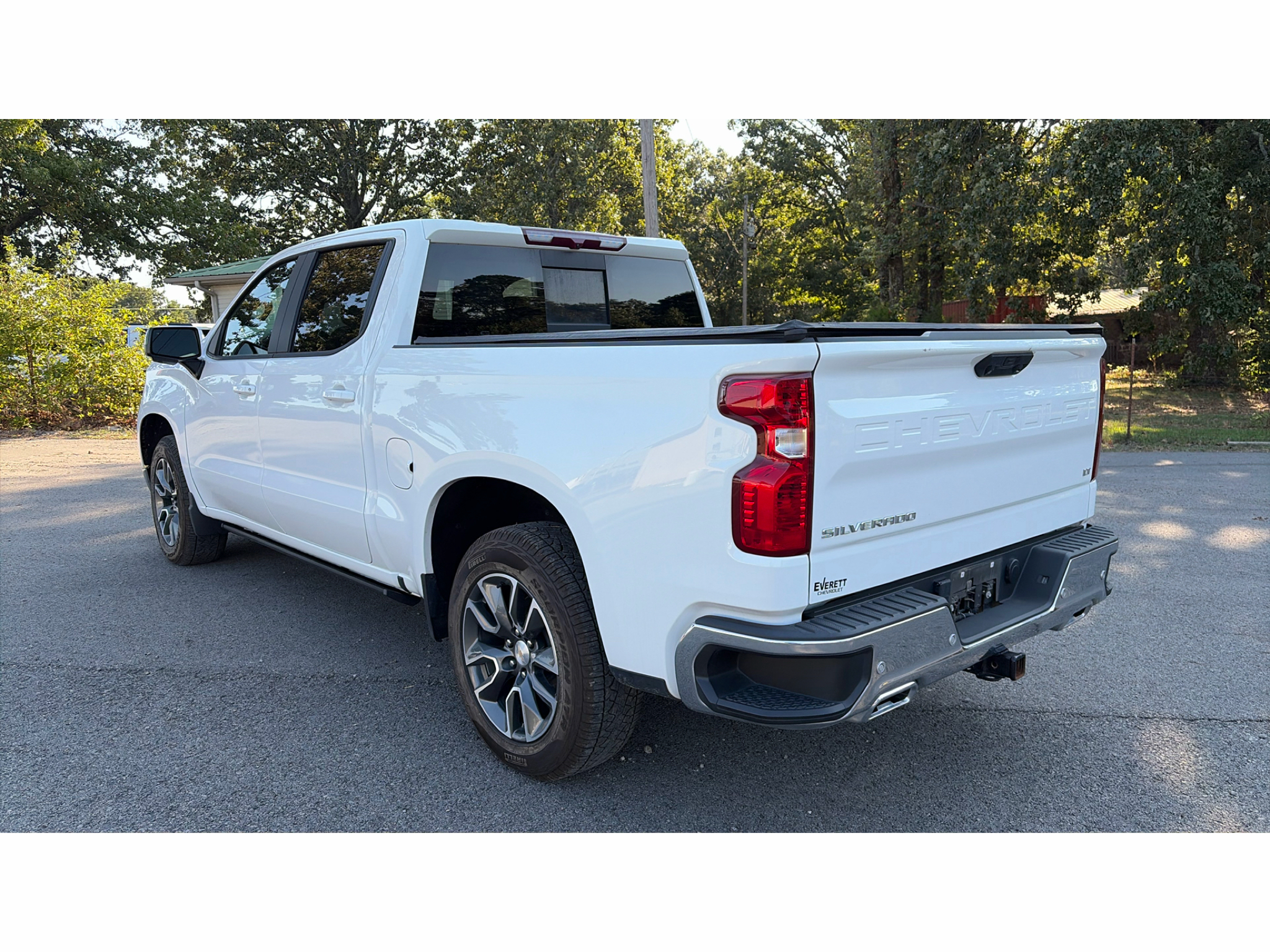 2024 Chevrolet Silverado LT photo 4