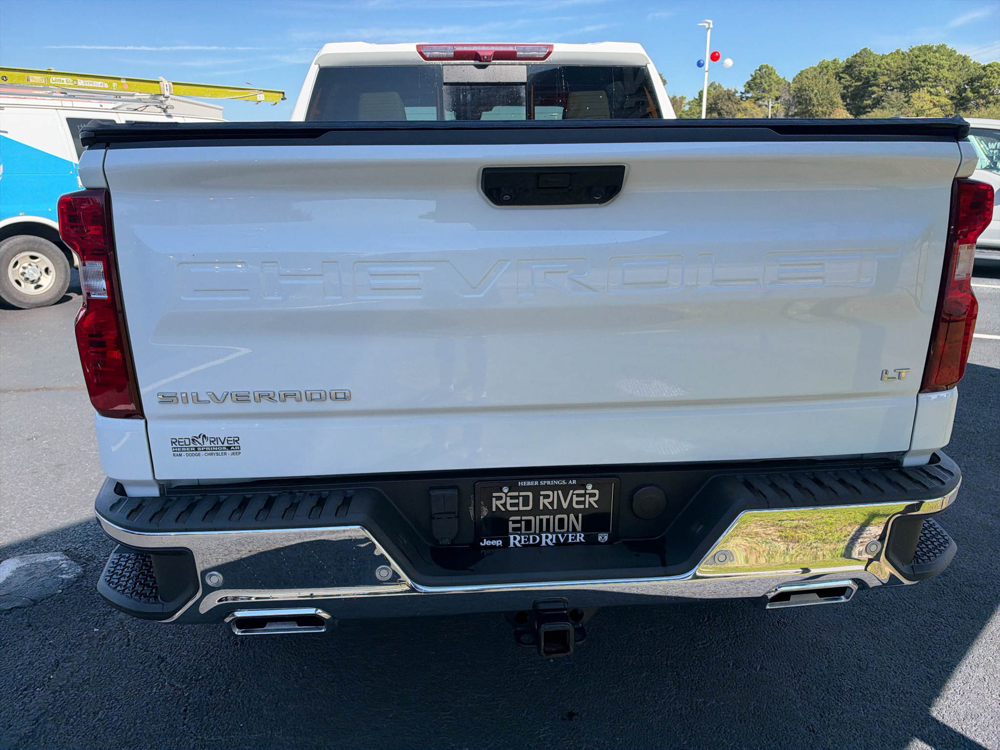 2024 Chevrolet Silverado LT photo 5