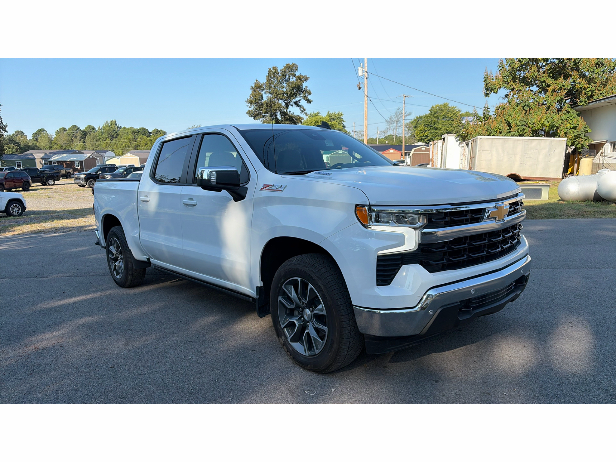 2024 Chevrolet Silverado LT photo 2
