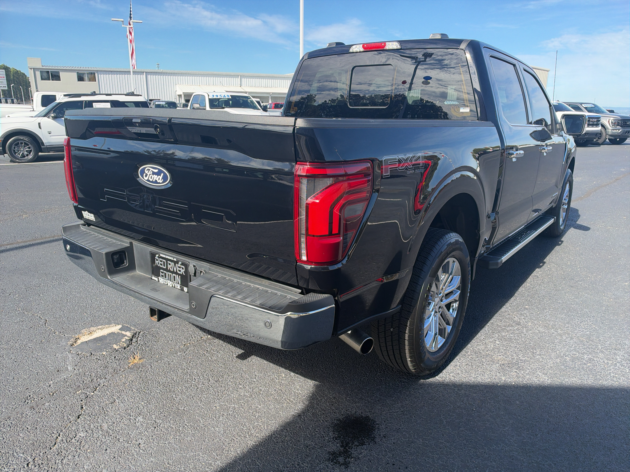 2024 Ford F-150 LARIAT photo 5