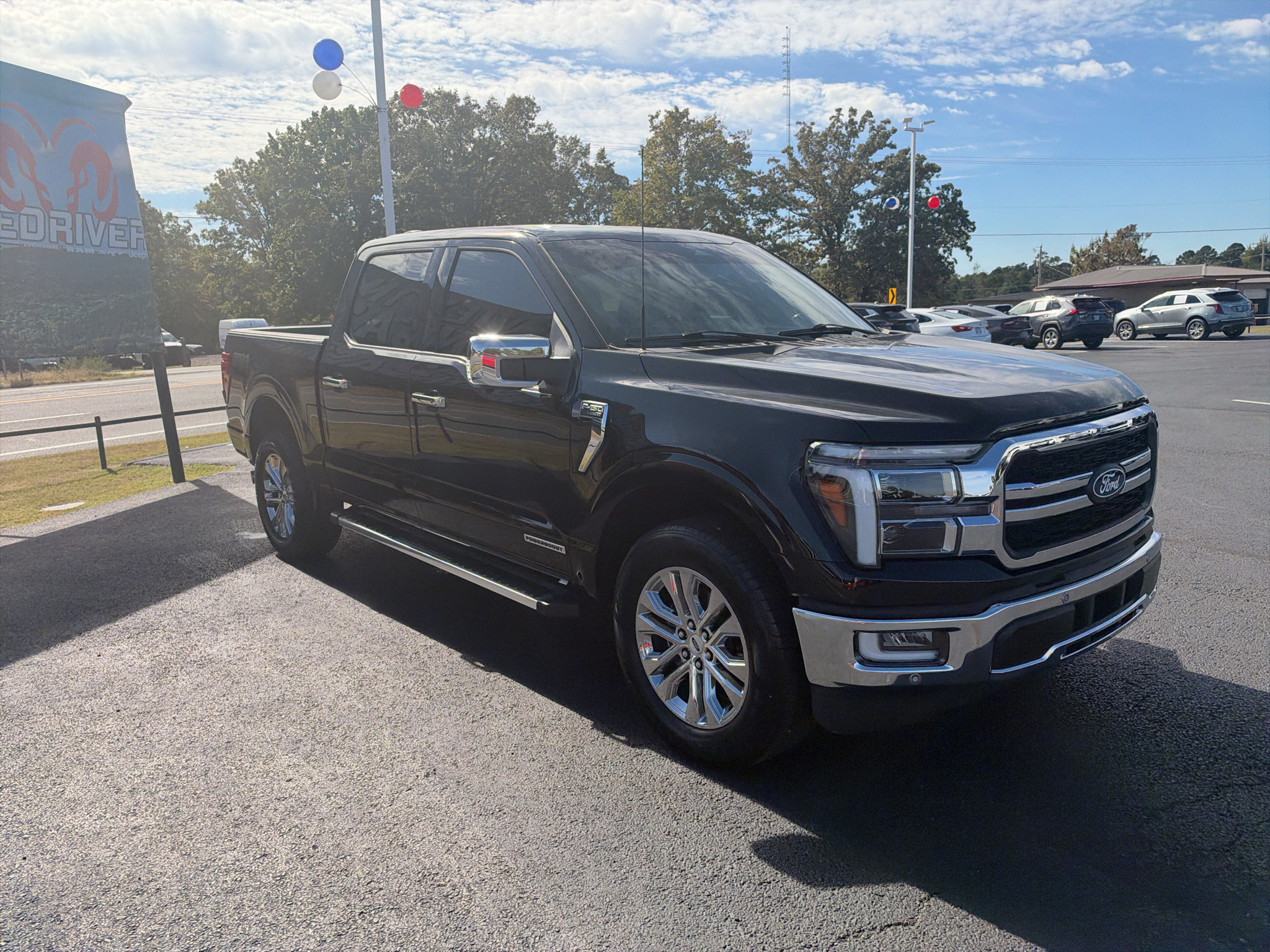 2024 Ford F-150 LARIAT photo 3