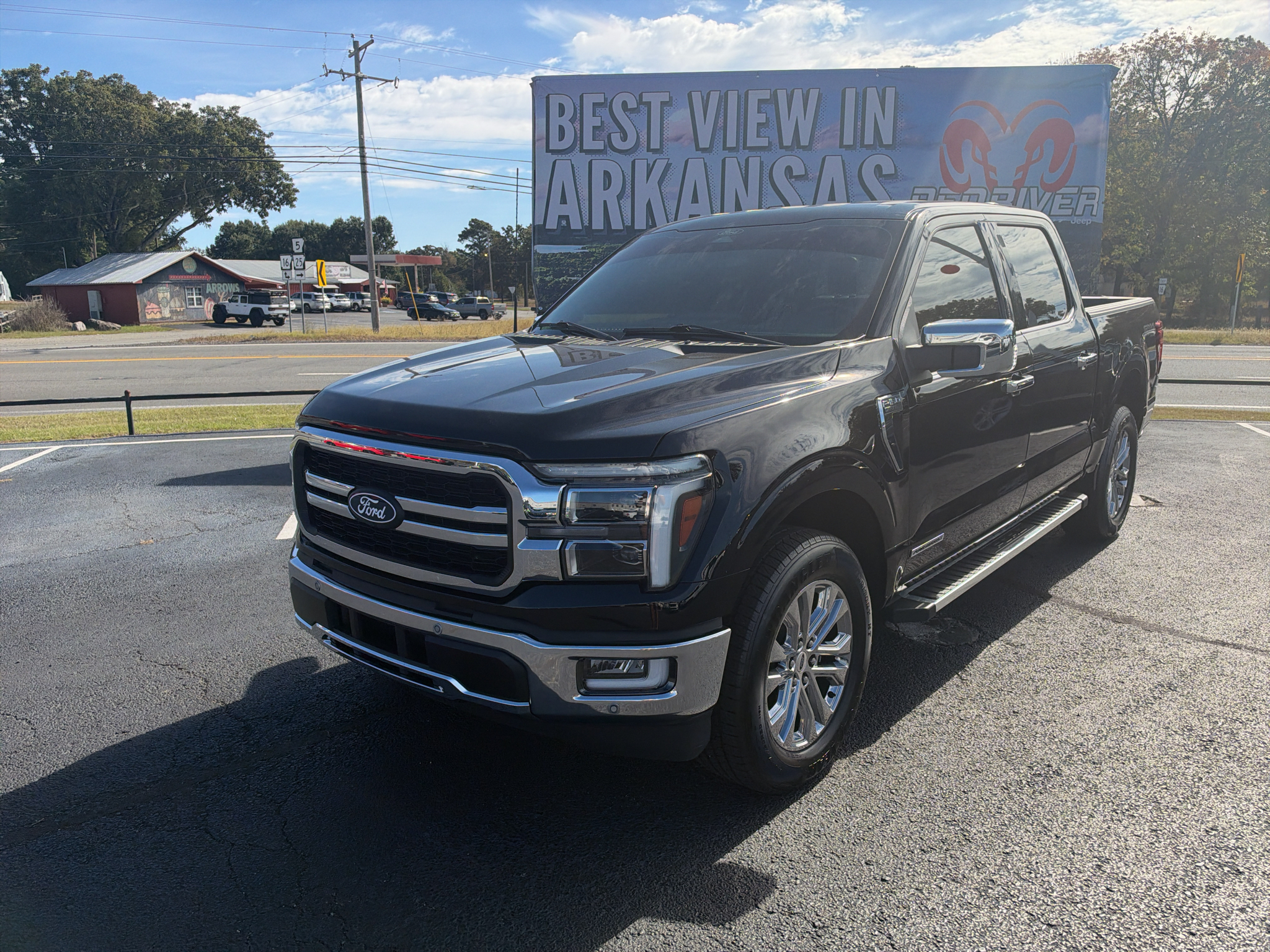 2024 Ford F-150 LARIAT photo 1