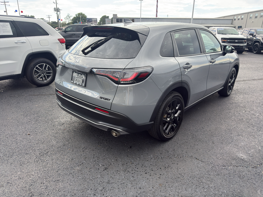 2025 Honda HR-V Sport photo 4
