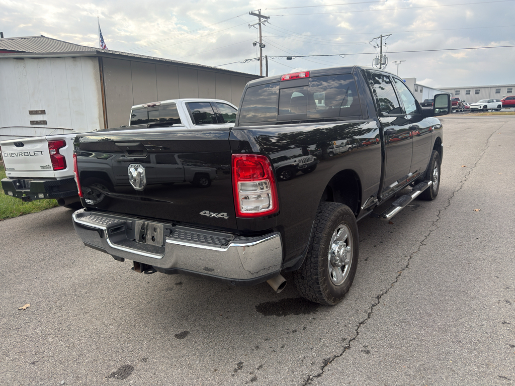 2023 Ram 2500 Tradesman photo 3