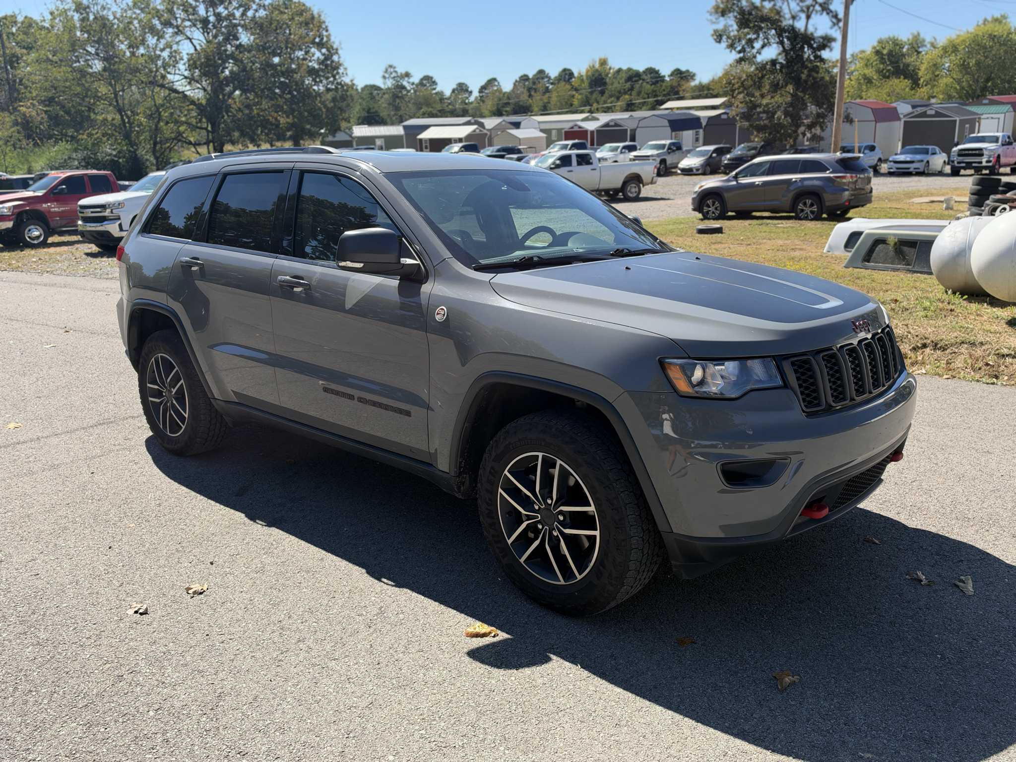 2020 Jeep Grand Cherokee Trailhawk photo 2
