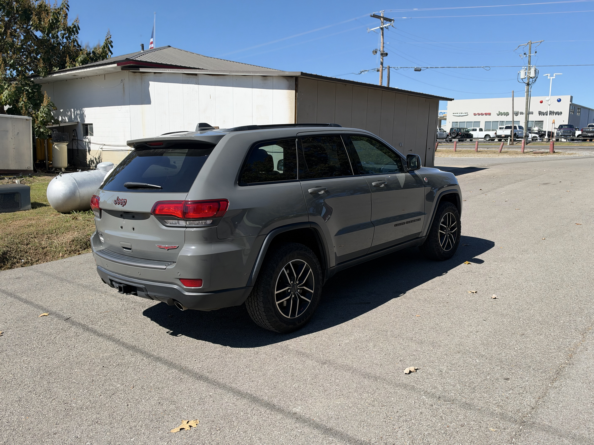 2020 Jeep Grand Cherokee Trailhawk photo 3