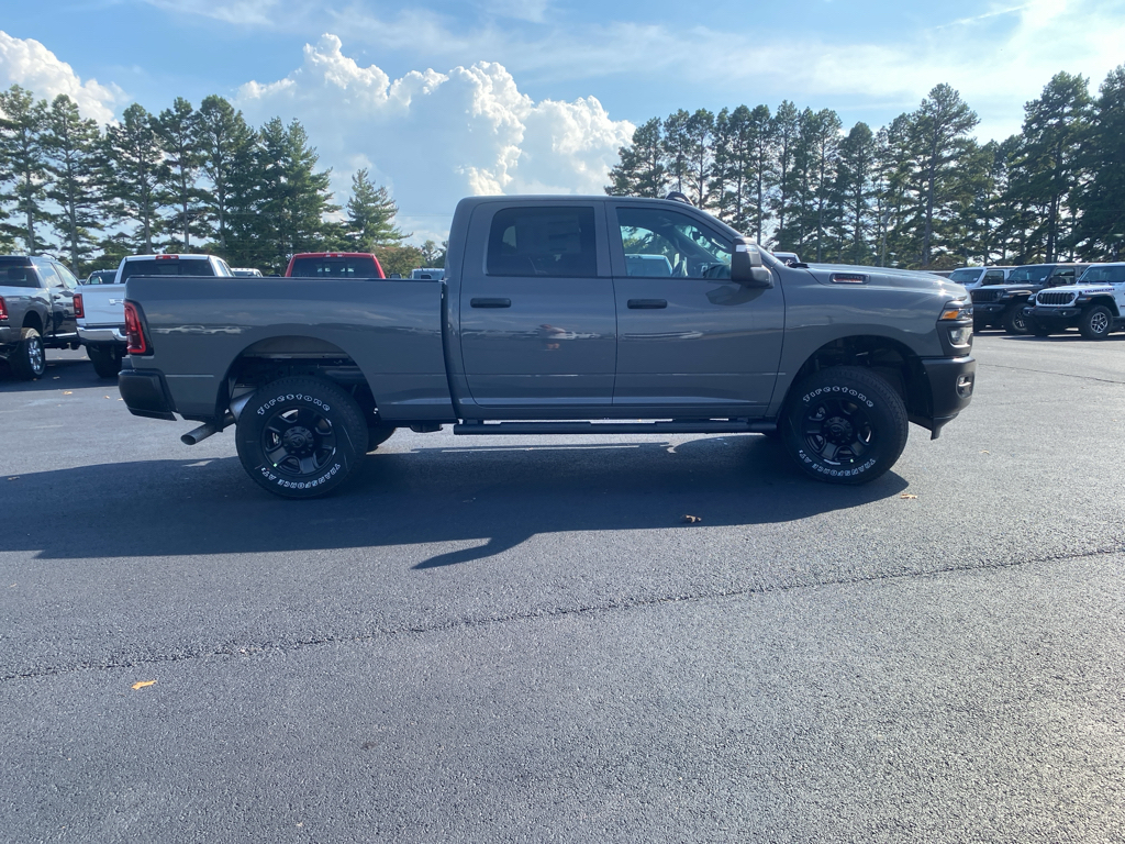 2026 Ram 2500 Tradesman photo 4